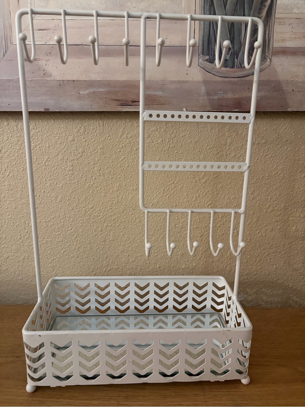 White Jewelry Stand and Accessory Organizer Stand
